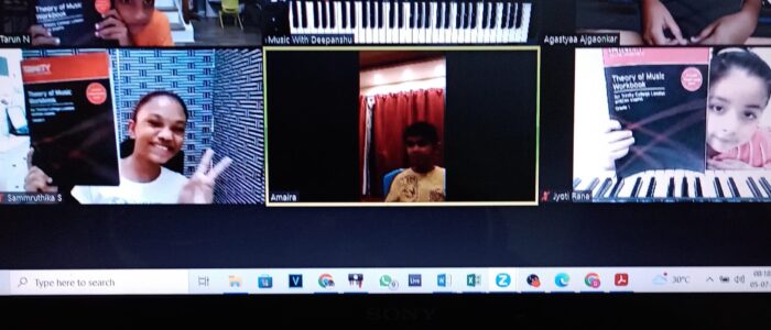 WhatsApp-Image-2024-01-29-at-23.30.11_4f387c56 student at music with deepanshu