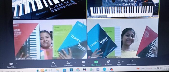 WhatsApp-Image-2024-01-29-at-23.34.41_3b141bcf student at music with deepanshu